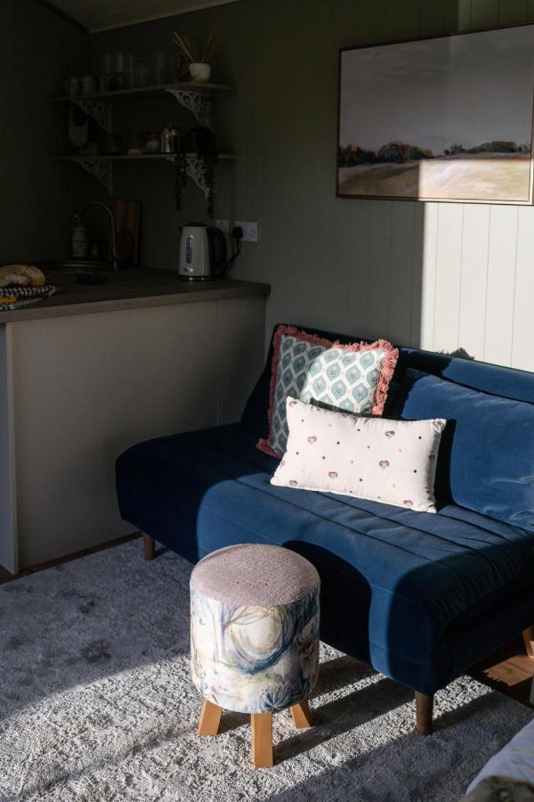 Barfield Shepherds Hut Марафелт Экстерьер фото