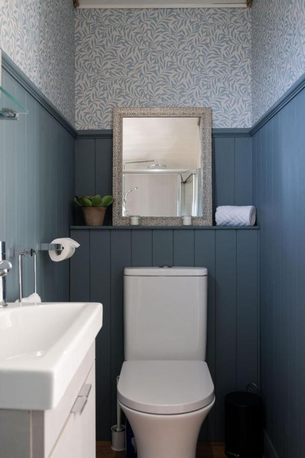 Barfield Shepherds Hut Марафелт Экстерьер фото