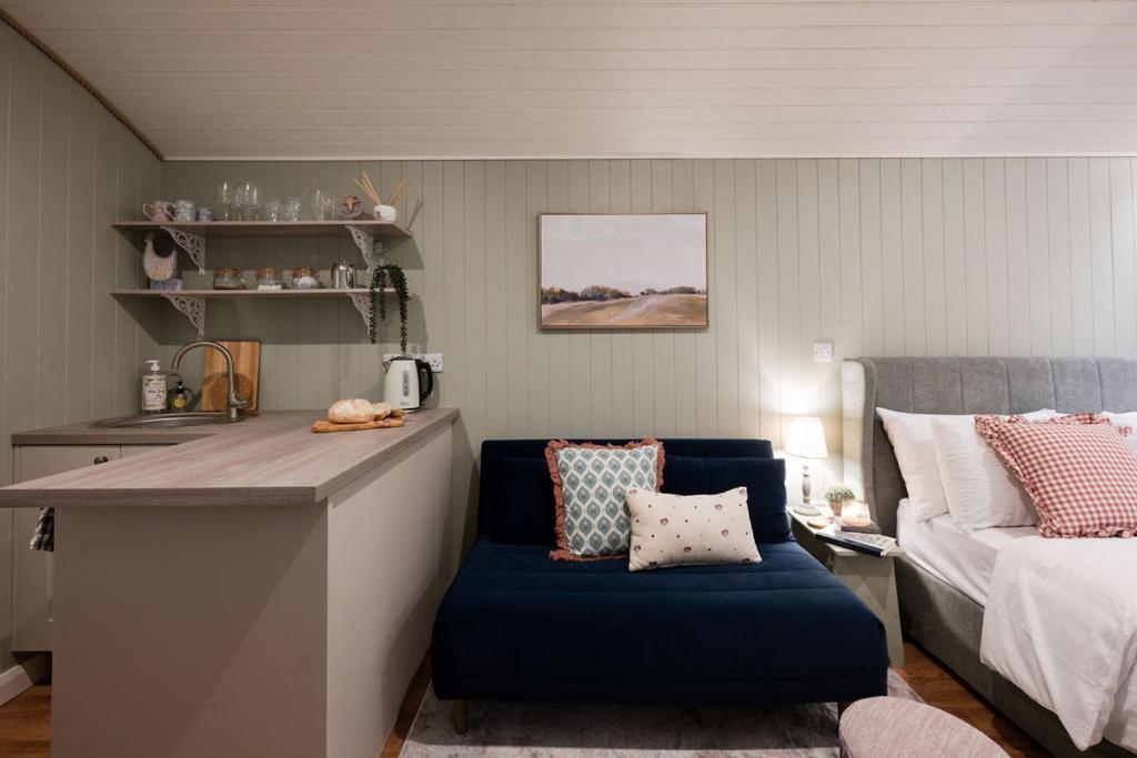 Barfield Shepherds Hut Марафелт Экстерьер фото